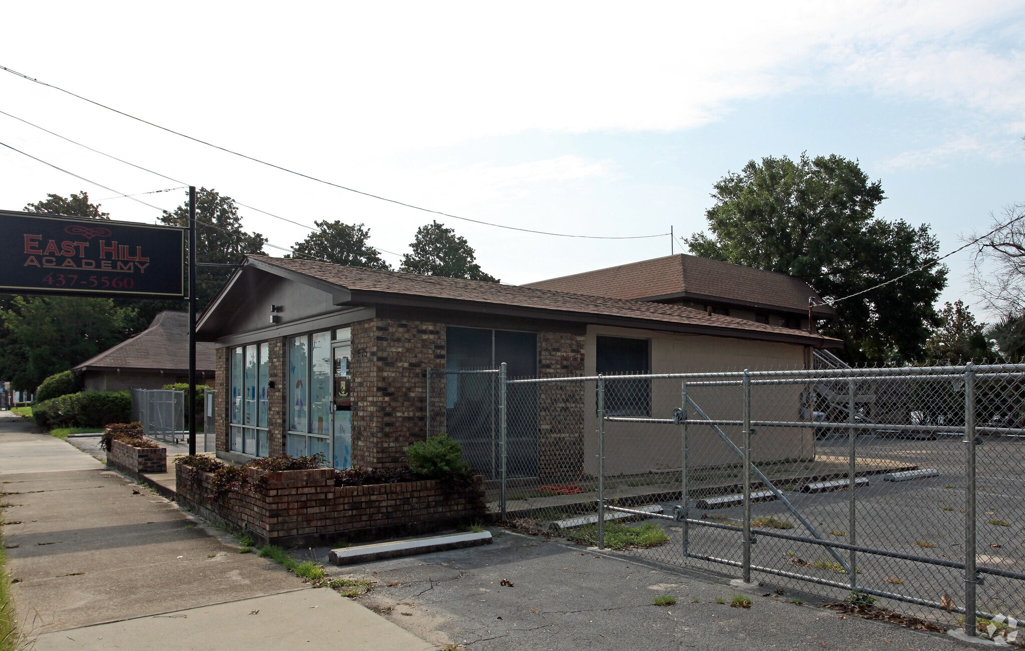 675 W Garden St, Pensacola, FL à vendre Photo de l’immeuble– Image 1 sur 3