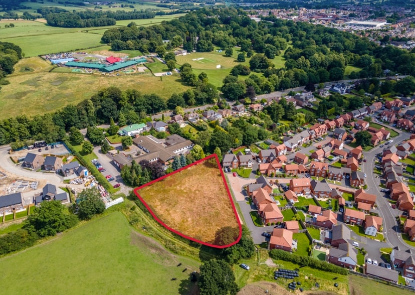 Land At The Rear Of Green Gables, Wingfield Road, Alfreton à vendre - Aérien – Image 2 sur 9