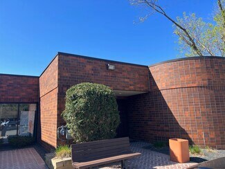 Plus de détails pour 4950-4960 Lincoln Dr, Edina, MN - Bureau à vendre