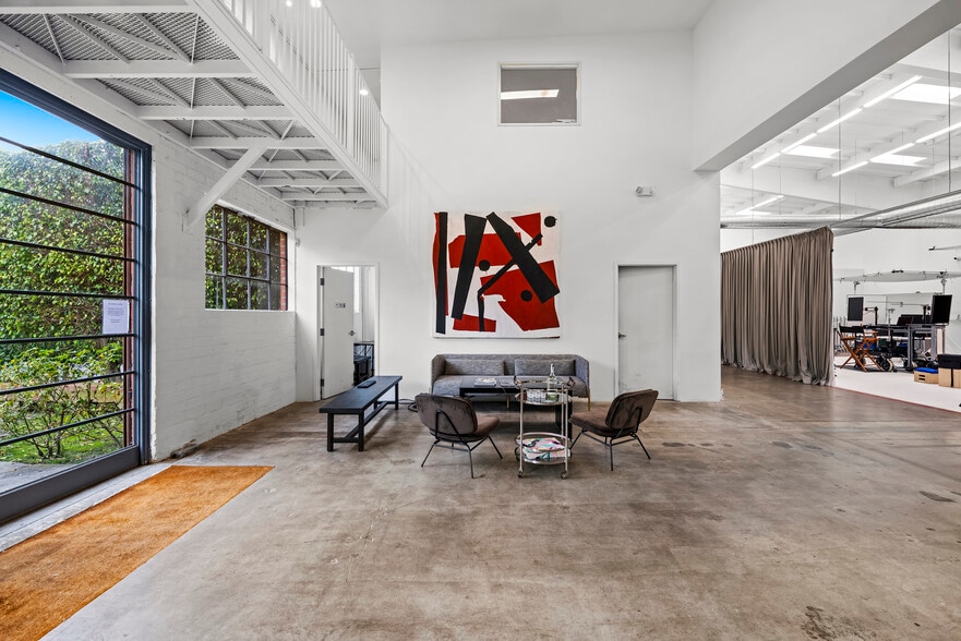 11240 Playa Ct, Culver City, CA à louer - Photo intérieure – Image 2 sur 15