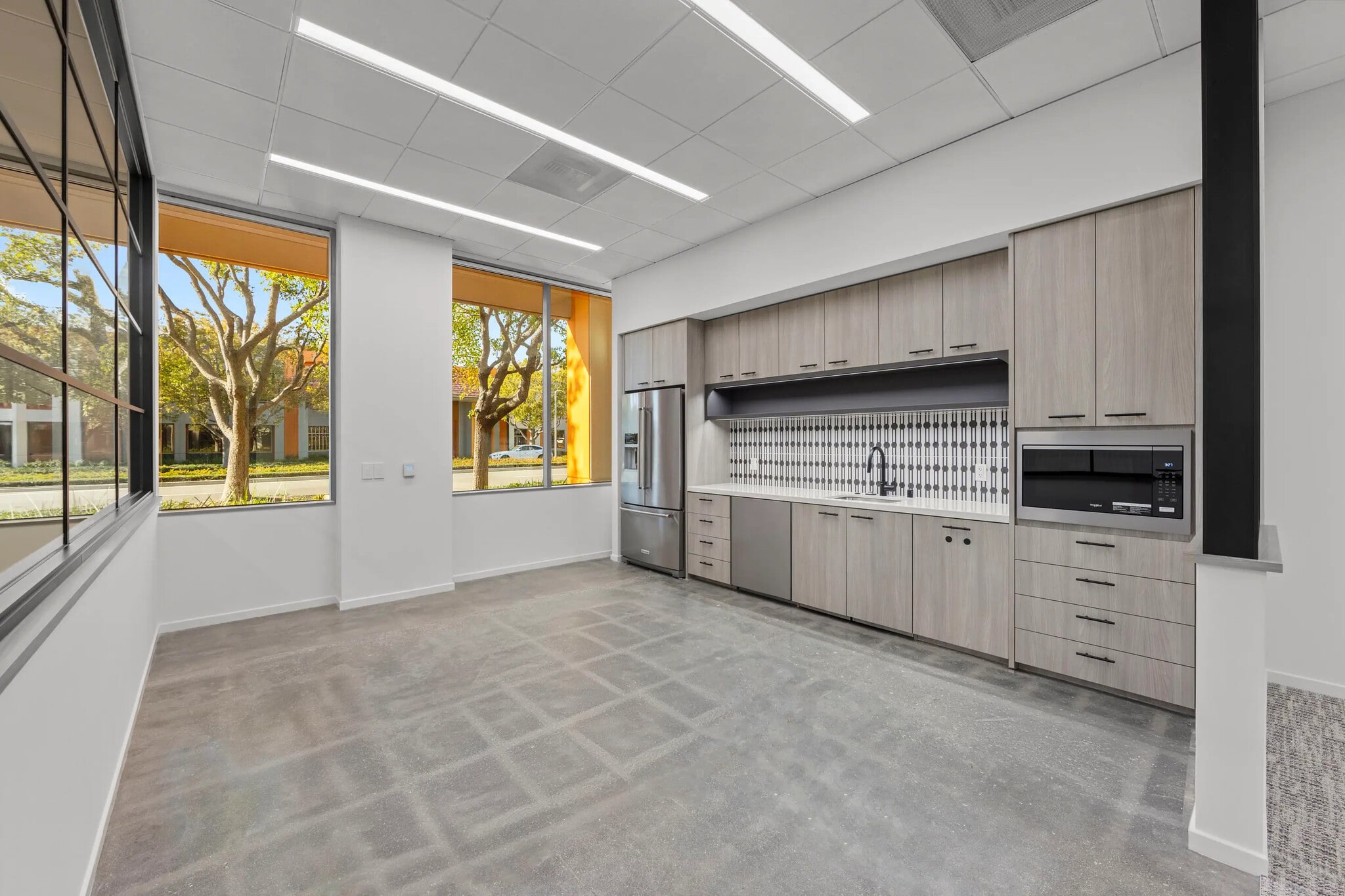 7525 Irvine Center Dr, Irvine, CA à louer Photo intérieure– Image 1 sur 6