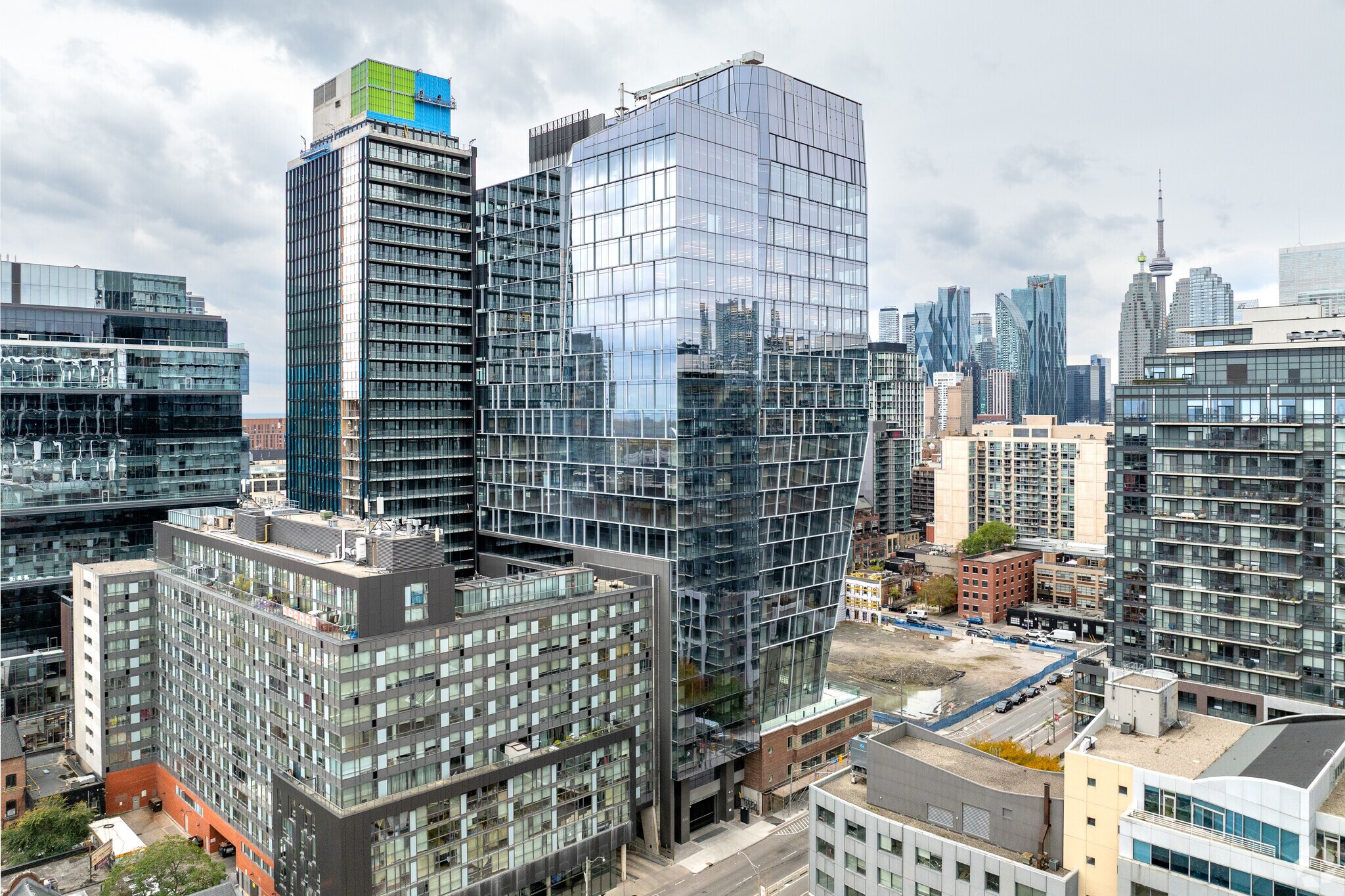 25 Ontario St, Toronto, ON à louer Photo principale– Image 1 sur 4