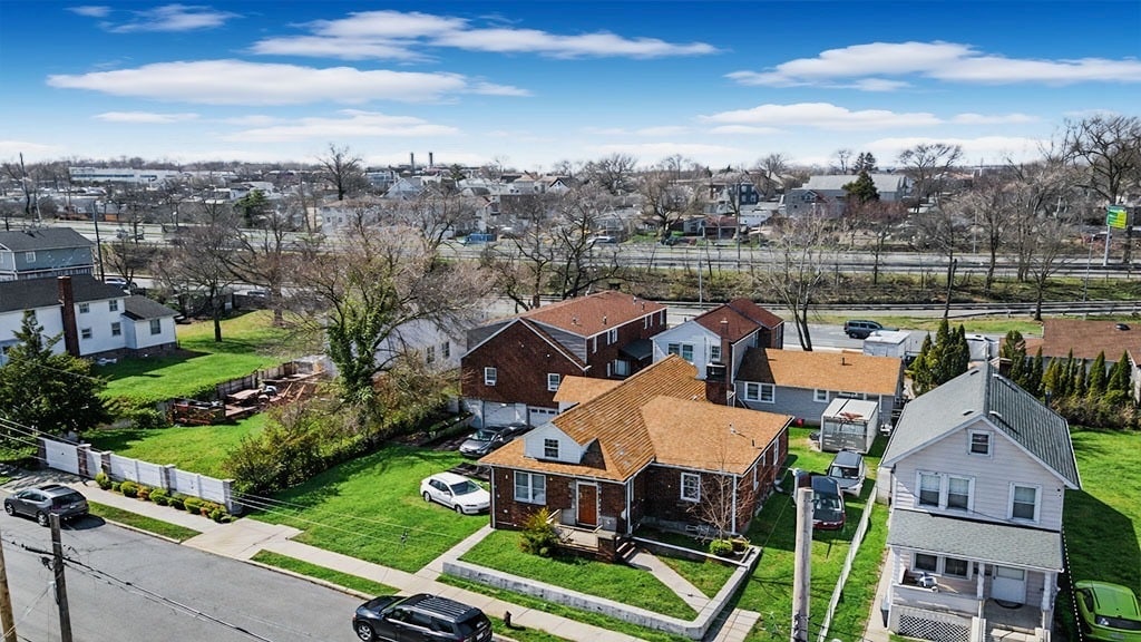 Portfolio of 2 For Sale portefeuille de 2 biens à vendre sur LoopNet.fr Photo principale– Image 1 sur 10