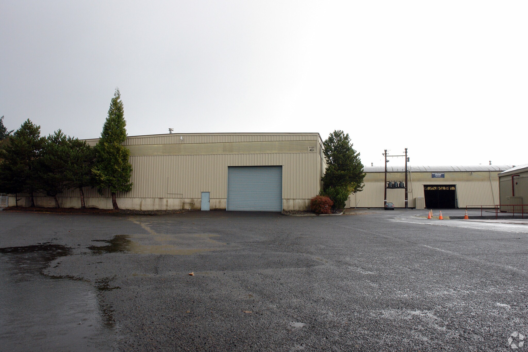 6803 SE Johnson Creek Blvd, Portland, OR à vendre Photo principale– Image 1 sur 6