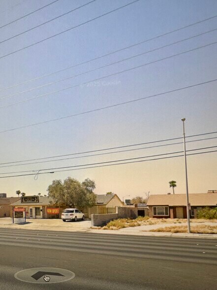 5209 S Eastern Ave, Las Vegas, NV à vendre - Photo de l’immeuble – Image 3 sur 3