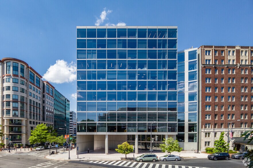 2099 Pennsylvania Ave NW, Washington, DC à louer - Photo de l’immeuble – Image 3 sur 15