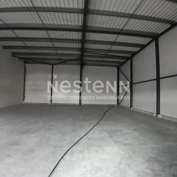 Local d'activités dans Vannes à vendre - Photo de l’immeuble – Image 2 sur 4