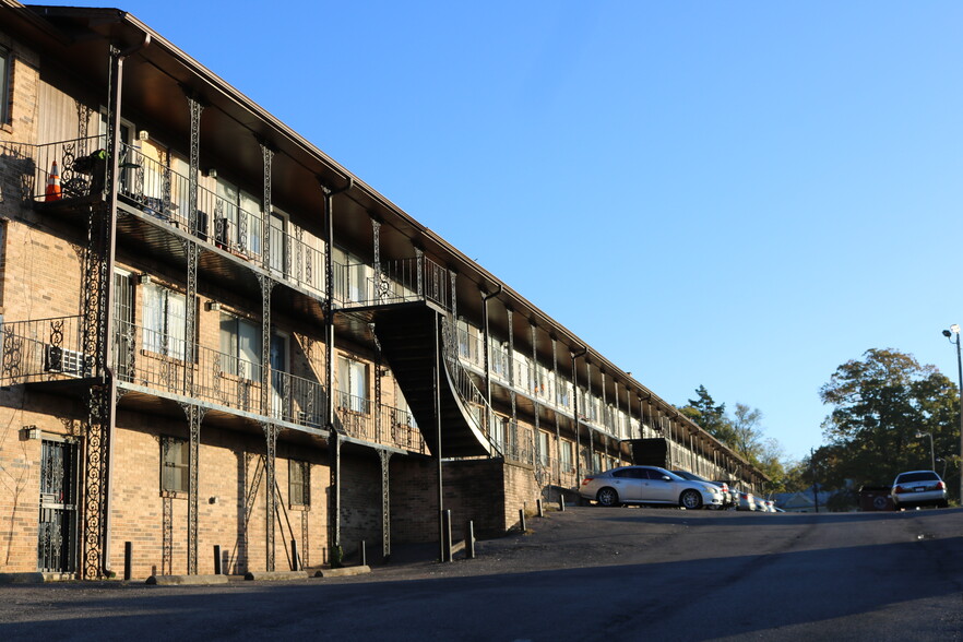 2300 31st Street Ensley, Birmingham, AL à vendre - Photo de l’immeuble – Image 1 sur 2