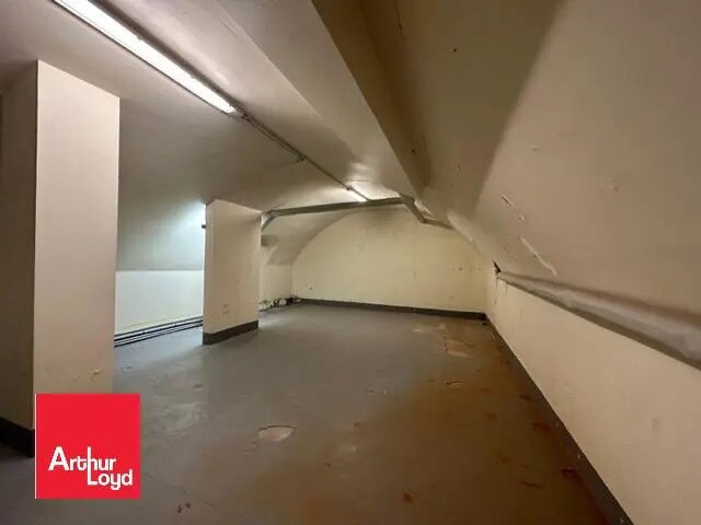 Local d’activités dans Chartres à louer - Photo intérieure – Image 2 sur 3