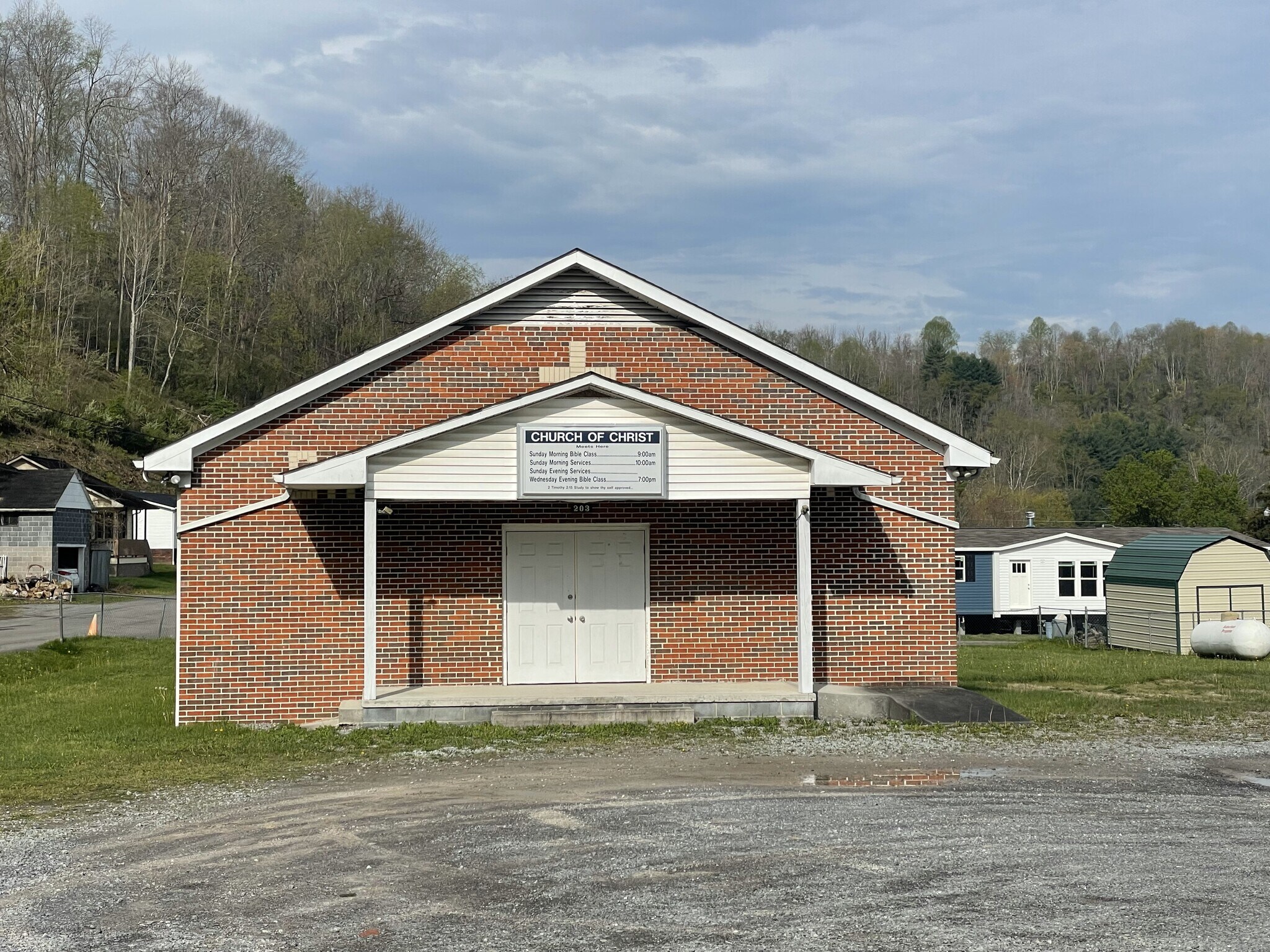 203 Henderson St, Richlands, VA à vendre Photo principale– Image 1 sur 27