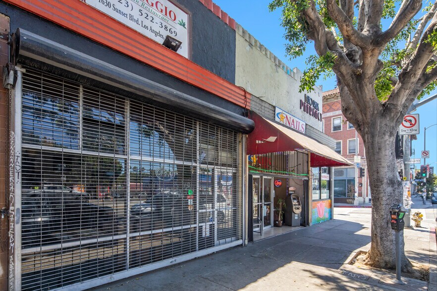 1630 W Sunset Blvd, Los Angeles, CA à louer - Photo de l’immeuble – Image 2 sur 30