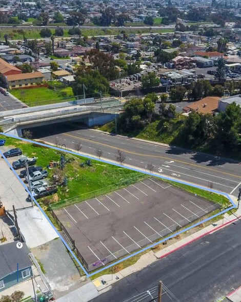 3204 Imperial Ave, San Diego, CA à vendre - Photo de l’immeuble – Image 1 sur 9