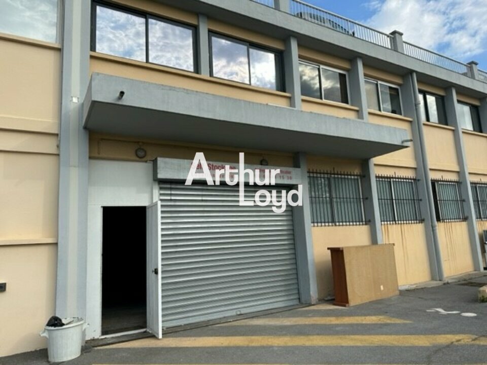 Local d’activités dans Sophia Antipolis à louer Photo de l’immeuble– Image 1 sur 9
