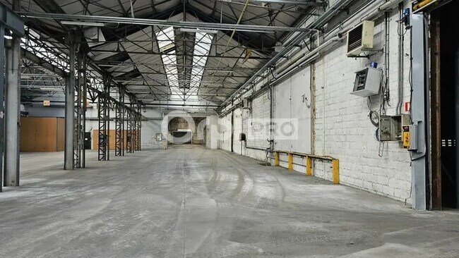 Plus de détails pour Industriel/Logistique à vendre