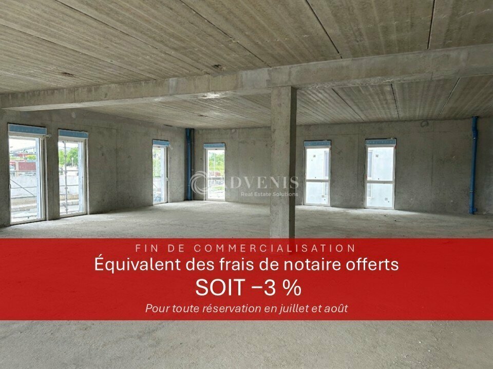 Bureau dans Saint-Cyr-sur-Loire à vendre Photo de l’immeuble– Image 1 sur 13