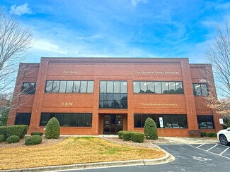 Plus de détails pour 3810 N Elm St, Greensboro, NC - Bureau à louer