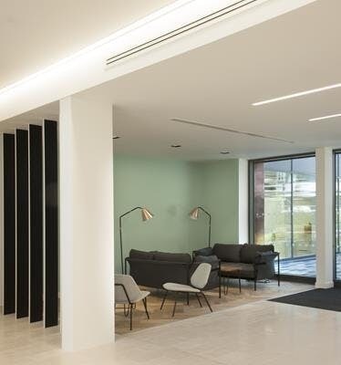 250 South Oak Way, Reading à louer - Photo de l’immeuble – Image 3 sur 6