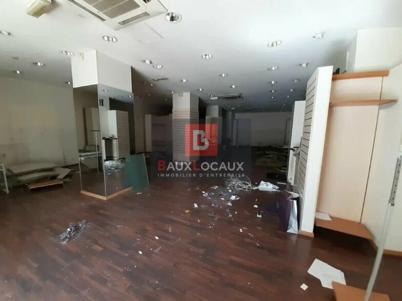 Local commercial dans Alès à louer - Photo intérieure – Image 3 sur 7