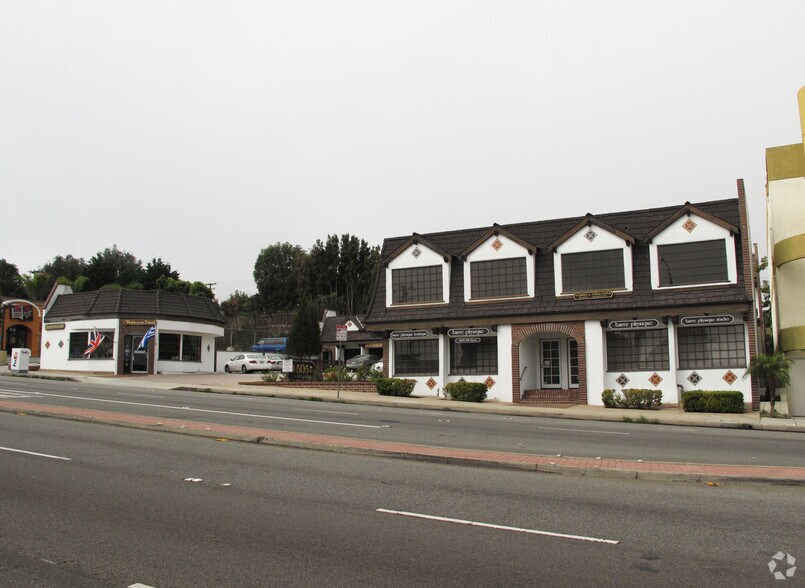 505 N Sepulveda Blvd, Manhattan Beach, CA à louer - Photo de l’immeuble – Image 3 sur 6