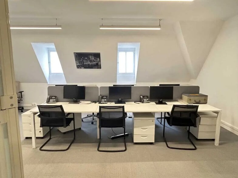 42 Avenue De Villiers, Paris à louer - Photo de l’immeuble – Image 3 sur 8