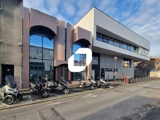 Plus de détails pour Bureau à louer