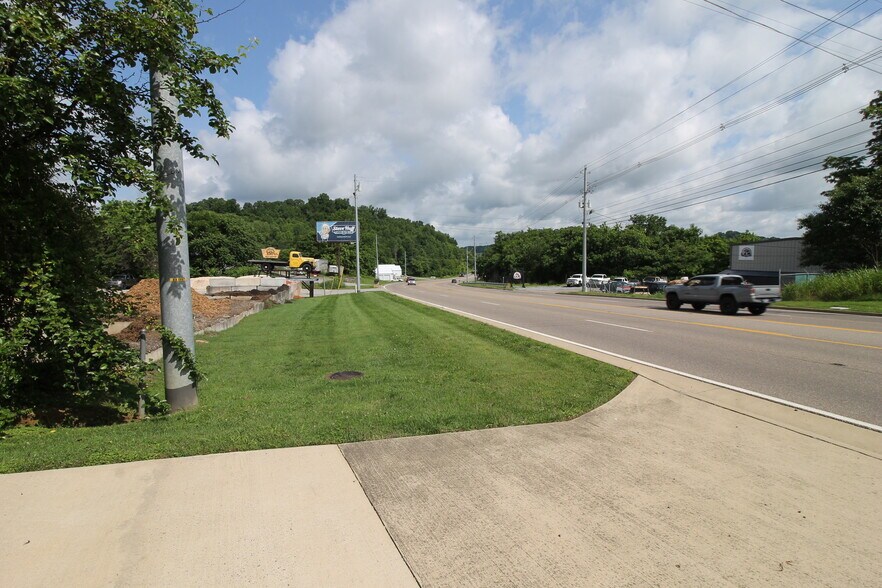 6133 Kingsport Hwy, Johnson City, TN à vendre - Photo de l’immeuble – Image 3 sur 12