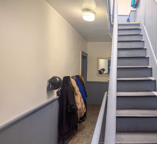 255 20th St, Brooklyn, NY à vendre - Photo intérieure – Image 2 sur 11