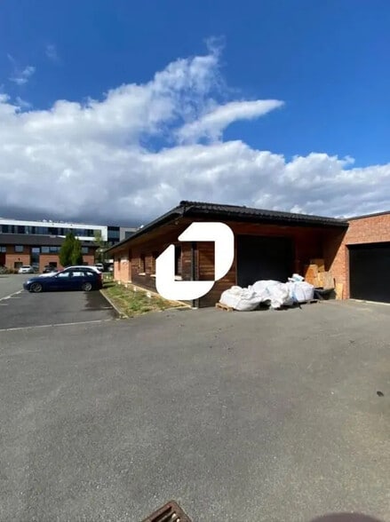 20 Rue Haddock, Villeneuve-d'Ascq à louer - Photo de l’immeuble – Image 2 sur 13