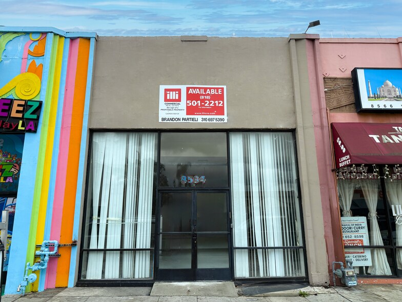 8562-8566 W Pico Blvd, Los Angeles, CA à louer - Photo de l’immeuble – Image 2 sur 5