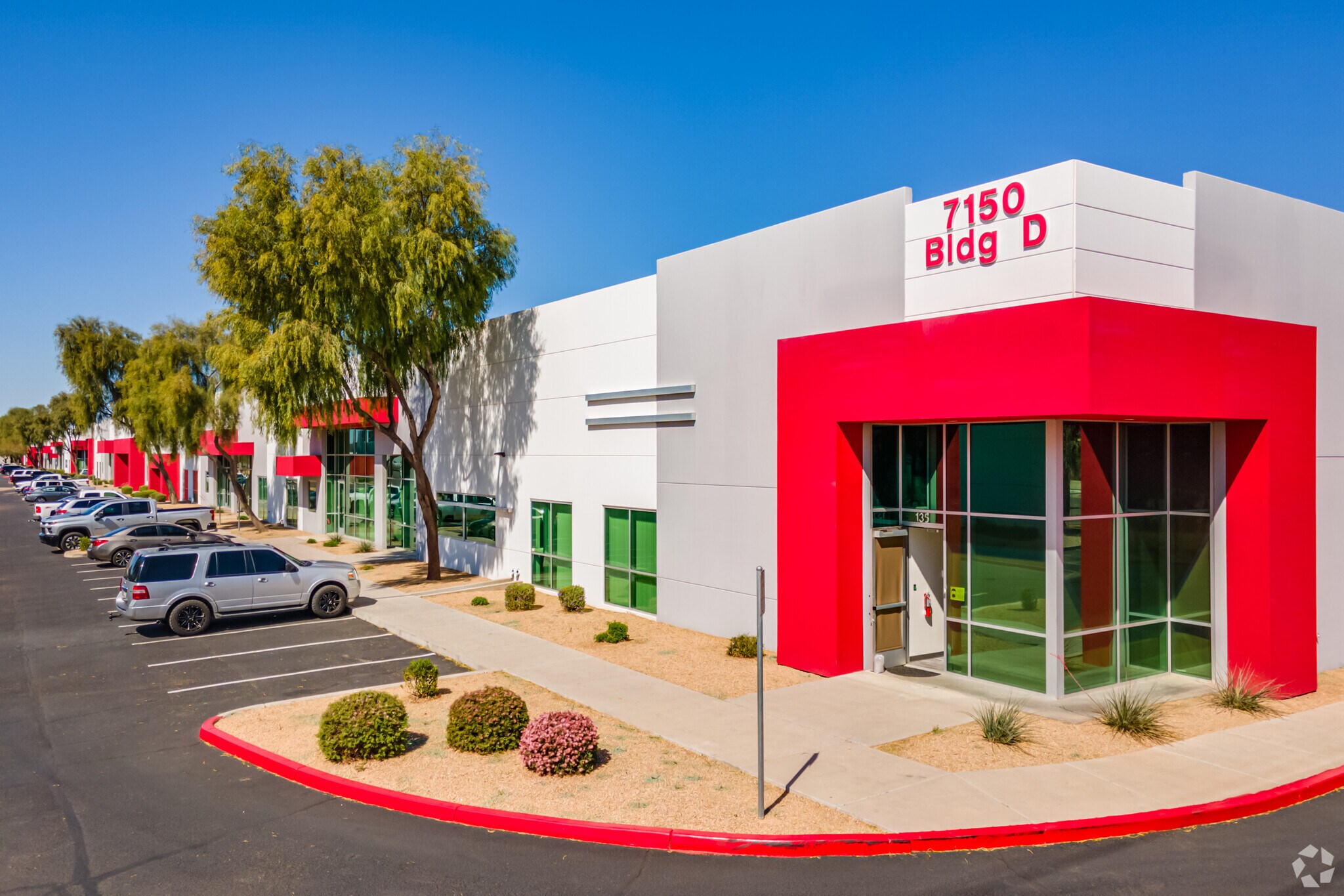 7150 W Roosevelt St, Phoenix, AZ à louer Photo principale– Image 1 sur 19