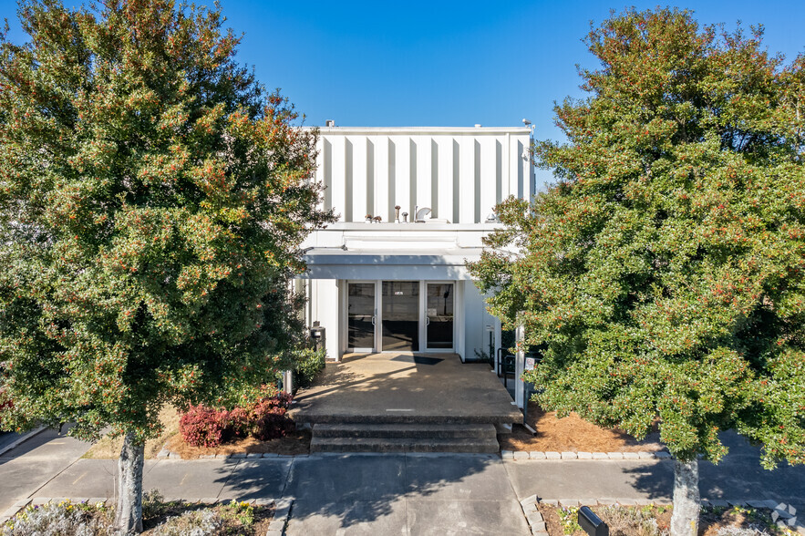 5345 Old Dixie Hwy, Forest Park, GA à louer - Photo de l’immeuble – Image 3 sur 5