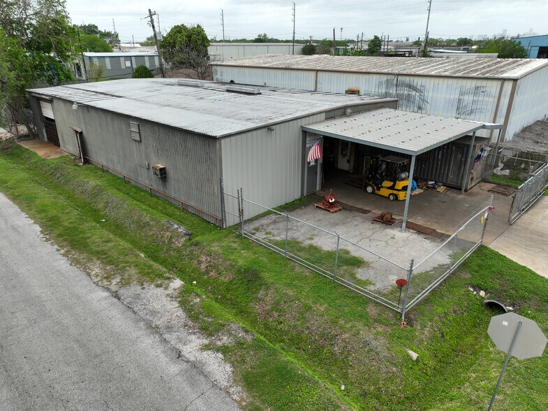 5938 Heffernan St, Houston, TX à vendre - Photo de l’immeuble – Image 3 sur 31