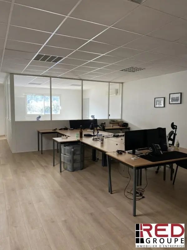 Plus de détails pour Gémenos, Gémenos - Bureau à louer