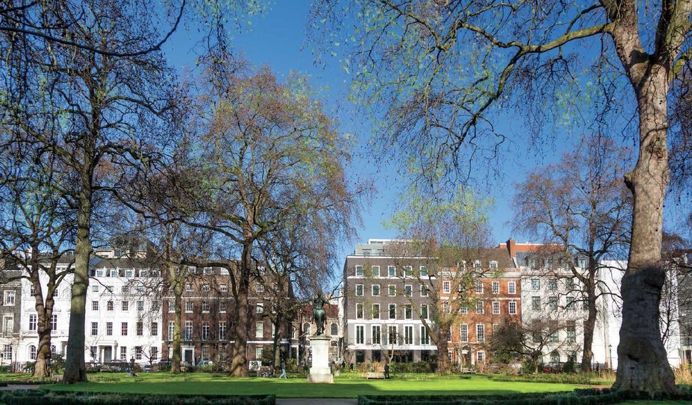 8 St. James's Sq, Londres à louer - Photo de l’immeuble – Image 3 sur 11