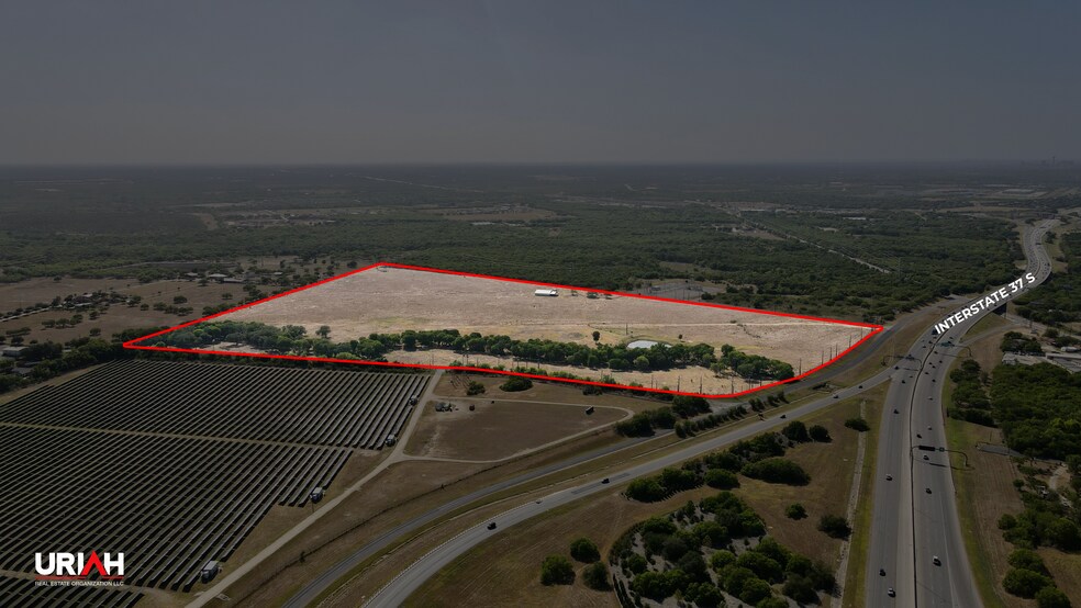 IH 37 S, San Antonio, TX à vendre - Photo principale – Image 1 sur 5
