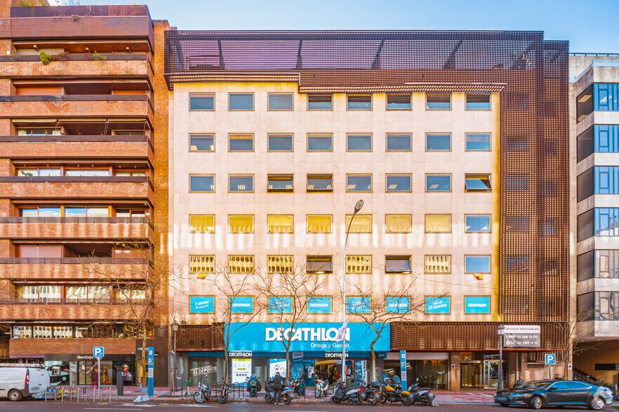 Calle José Ortega y Gasset, 22-24, Madrid, Madrid à louer - Photo de l’immeuble – Image 3 sur 3