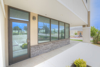 2840 Flower Mound Rd, Flower Mound, TX à louer Photo de l’immeuble– Image 2 sur 5