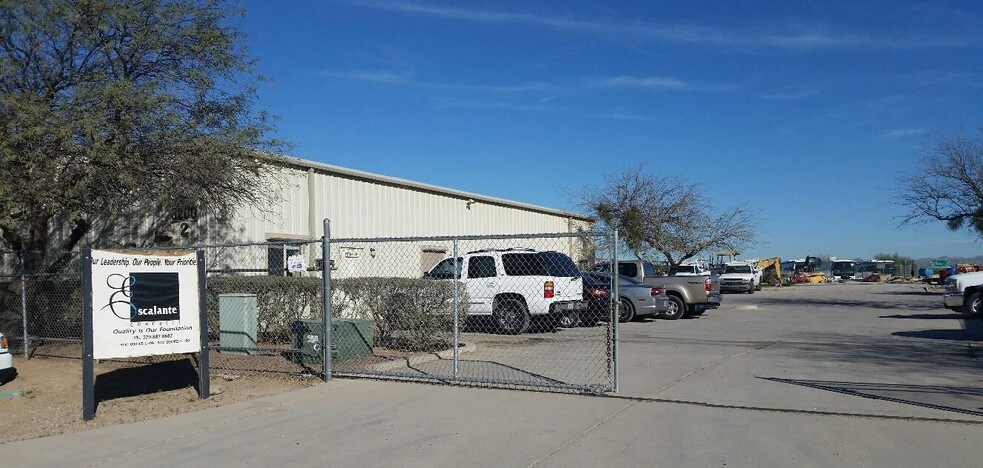 3200 W Diamond St, Tucson, AZ à louer - Photo de l’immeuble – Image 1 sur 29
