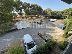 Vitrolles - Vue aérienne  vue de carte