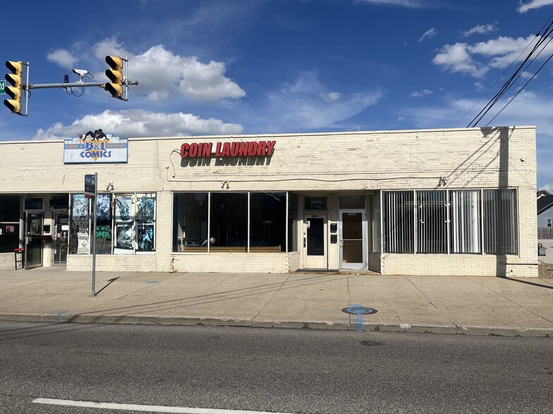 5587-5595 Ridge Rd, Parma, OH à louer - Photo de l’immeuble – Image 2 sur 14