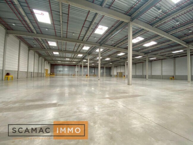 Plus de détails pour Industriel/Logistique à louer
