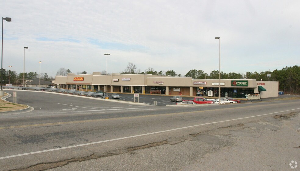 110 Sutton Bridge Rd, Gadsden, AL à louer - Photo de l’immeuble – Image 3 sur 12