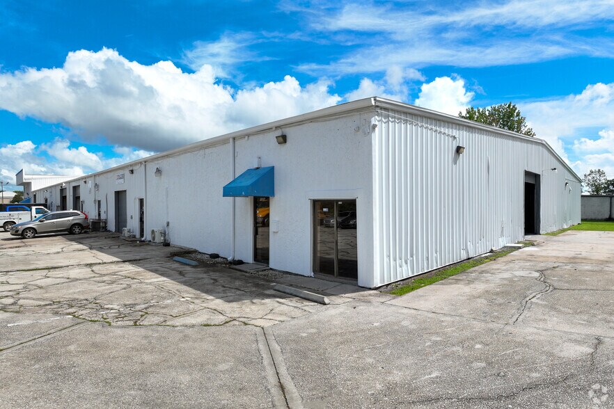 1000-1026 Savage Ct, Longwood, FL à louer - Photo de l’immeuble – Image 3 sur 22