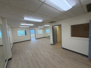 803 Kamehameha Hwy, Pearl City, HI à louer Photo intérieure– Image 1 sur 2