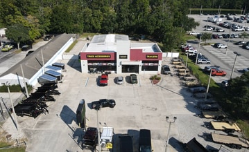 7739 Blanding Blvd, Jacksonville, FL à louer Photo intérieure– Image 1 sur 1