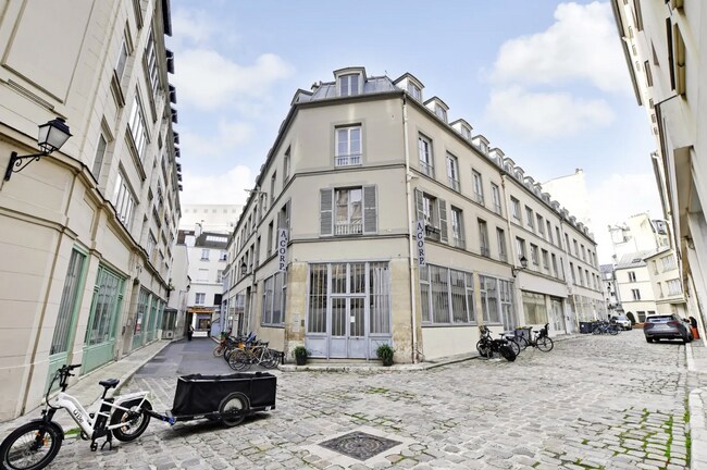 Plus de détails pour 2 Rue de la Roquette, Paris - Bureau à louer