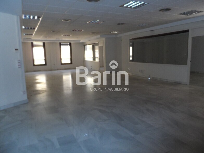 Bureau dans Córdoba, Córdoba à louer - Photo de l’immeuble – Image 2 sur 12