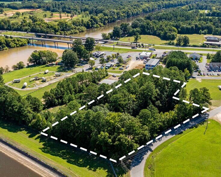 W Duncan Street, Lillington, NC à vendre - Aérien – Image 2 sur 18