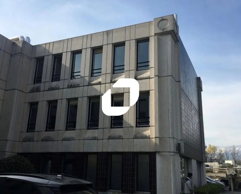 Bureau dans Meylan à louer Photo de l’immeuble– Image 1 sur 8