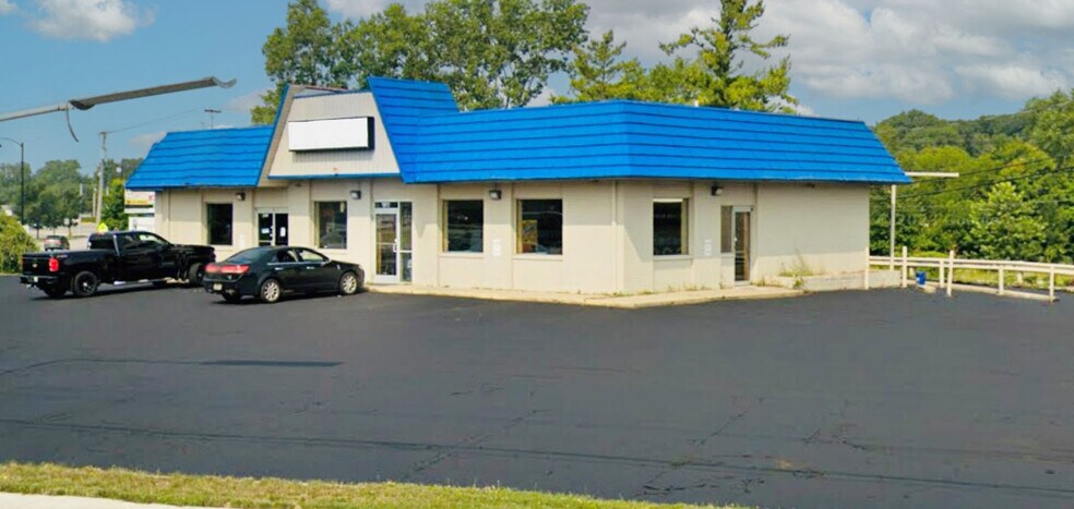 5911 N Clinton St, Fort Wayne, IN à vendre - Photo de l’immeuble – Image 3 sur 3